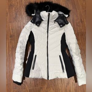 Zara Recco Ski Jacket with Hood, Black/White, Size Small